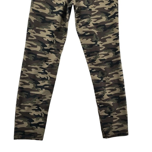No Boundaries Jeans Women's Denim Tapered Leg Stretch Camouflage Green 11 - Picture 8 of 10